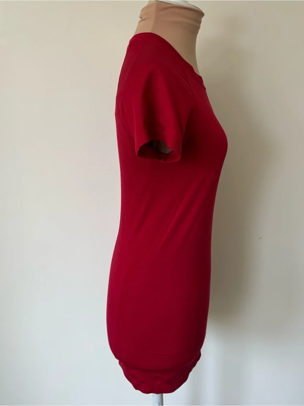 Lululemon Swiftly Tech Red Short-Sleeve Athletic Workout T-Shirt EUC Size 4